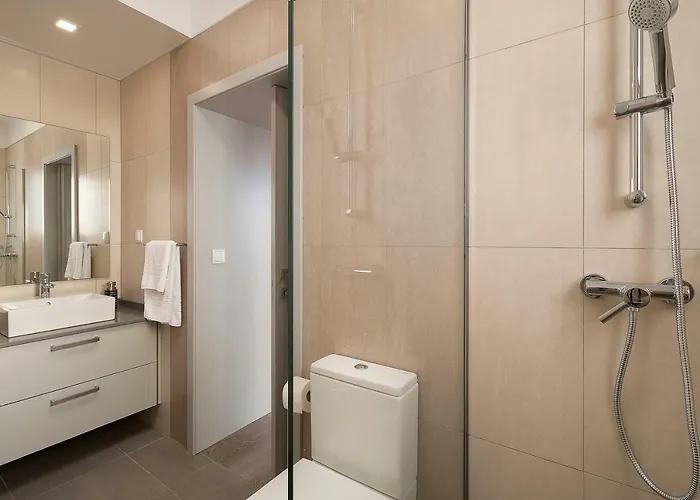 Guine アルコ・ダ・カリェタ